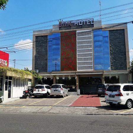 Dom Hotel Jogja Ngaglik Экстерьер фото
