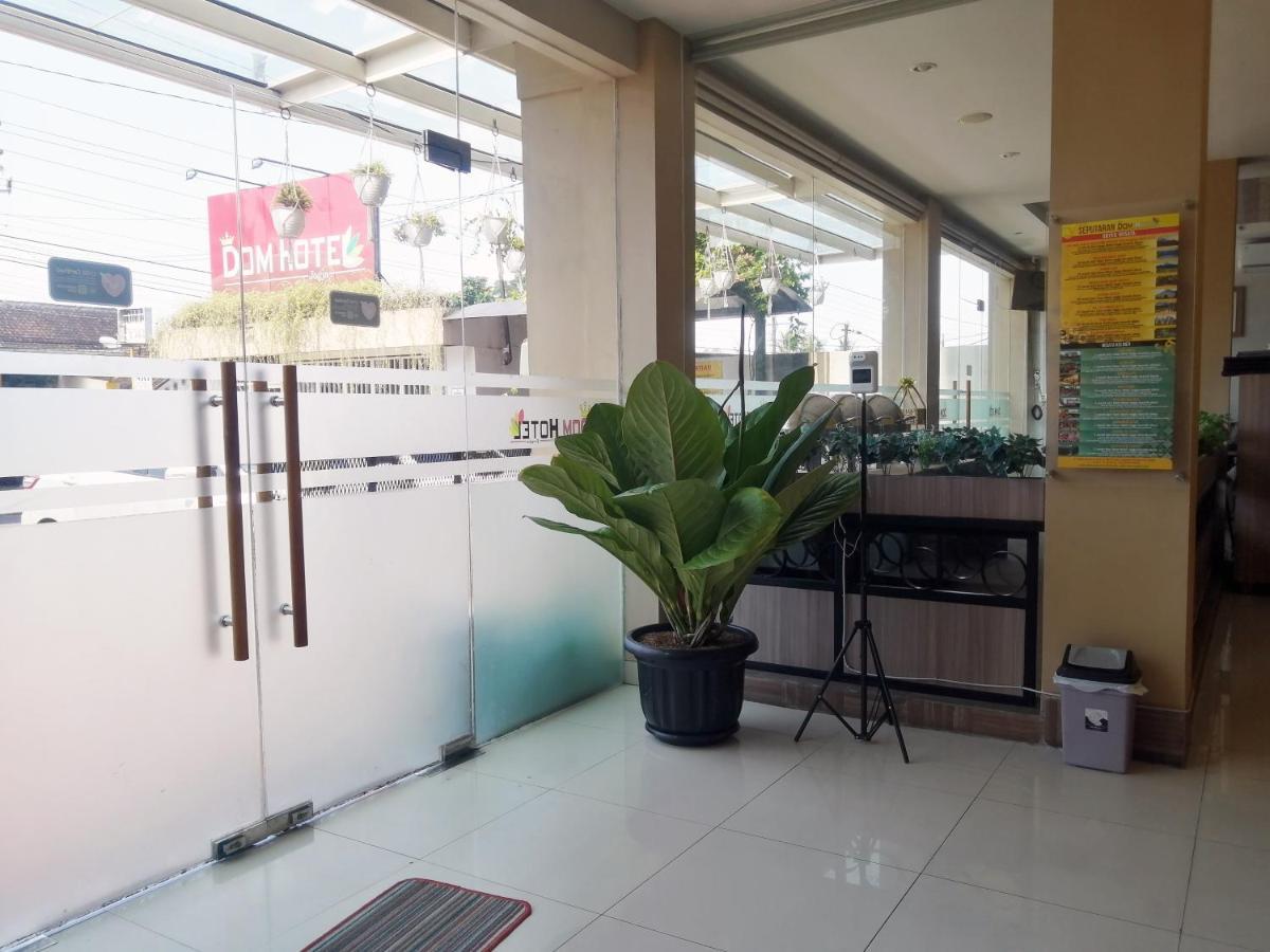 Dom Hotel Jogja Ngaglik Экстерьер фото