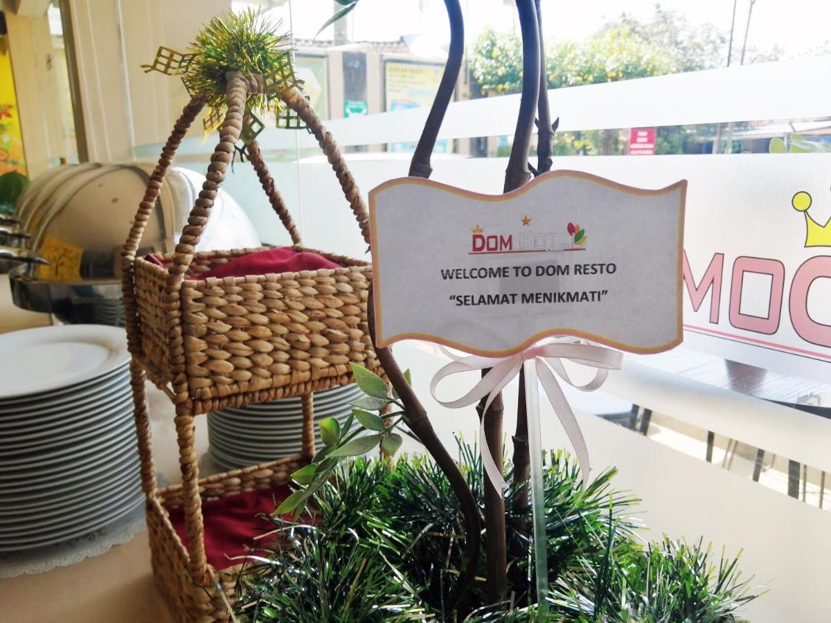 Dom Hotel Jogja Ngaglik Экстерьер фото