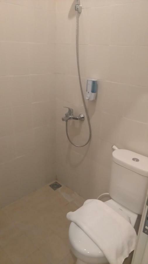 Dom Hotel Jogja Ngaglik Экстерьер фото